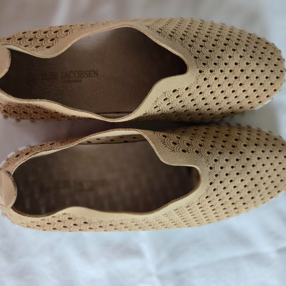 Ilse Jacoben Tulip Slip on Flats